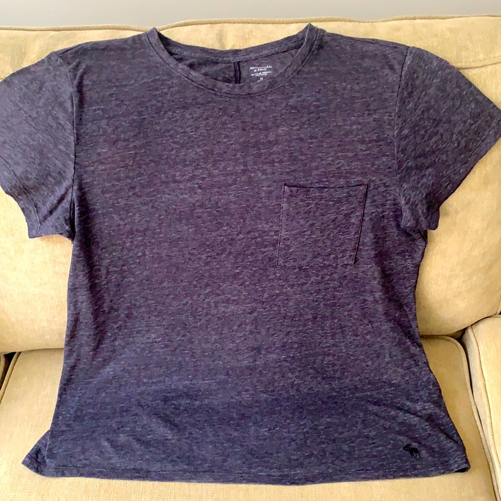 Abercrombie & Fitch Tee Shirt